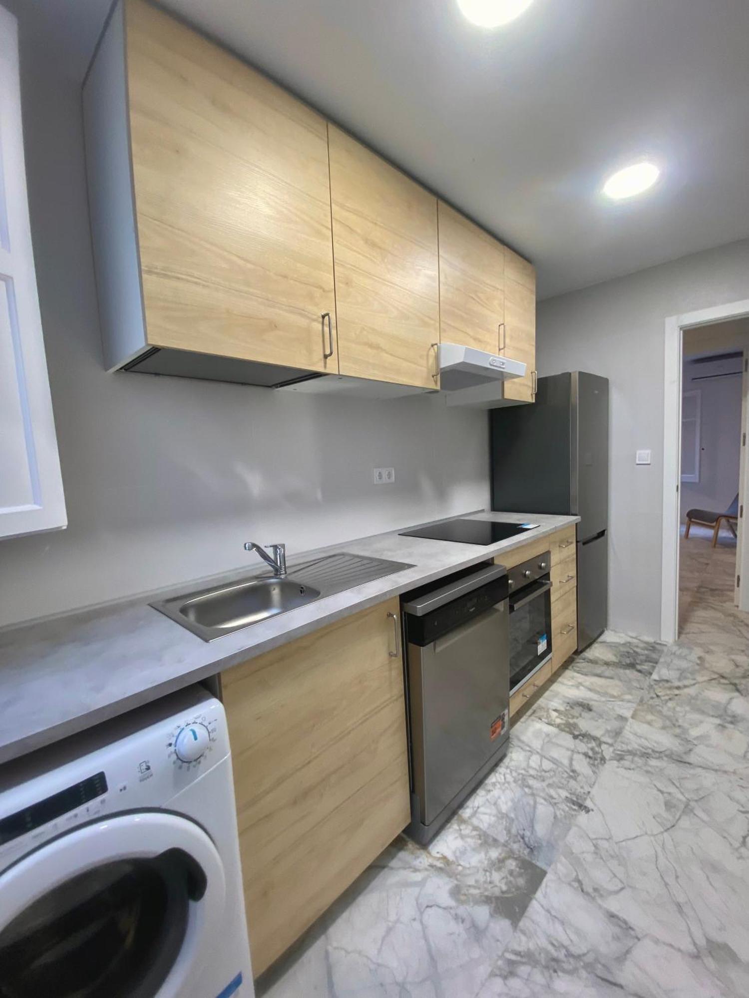 Central Rooms Valencia Downtown - Bruno Apartments Coliving ภายนอก รูปภาพ